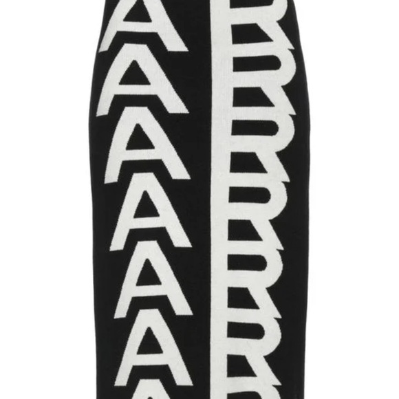 Marc Jacobs Monogram Oversized Knit Jumper and Monogram Knit Tube Skirt L/XL - Picture 16 of 16
